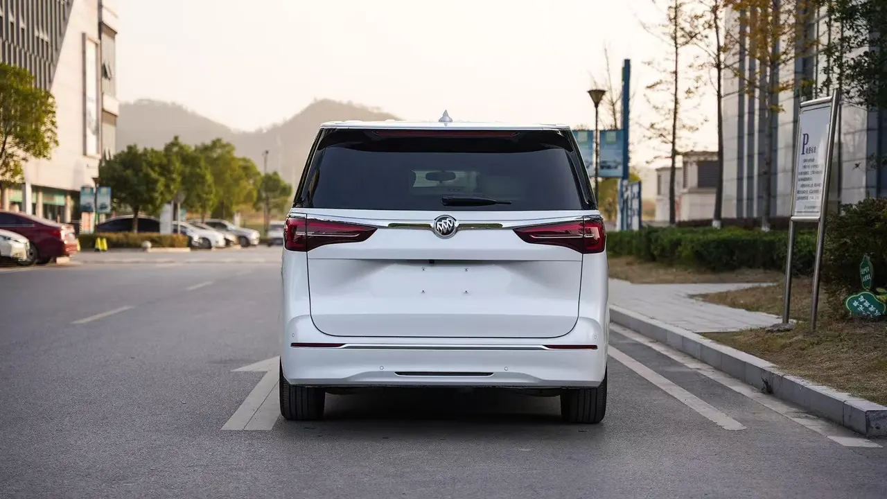 Buick 2022 GL8 ES Lu Zun 2.0T 653T Comfortable Automatic Gear 5