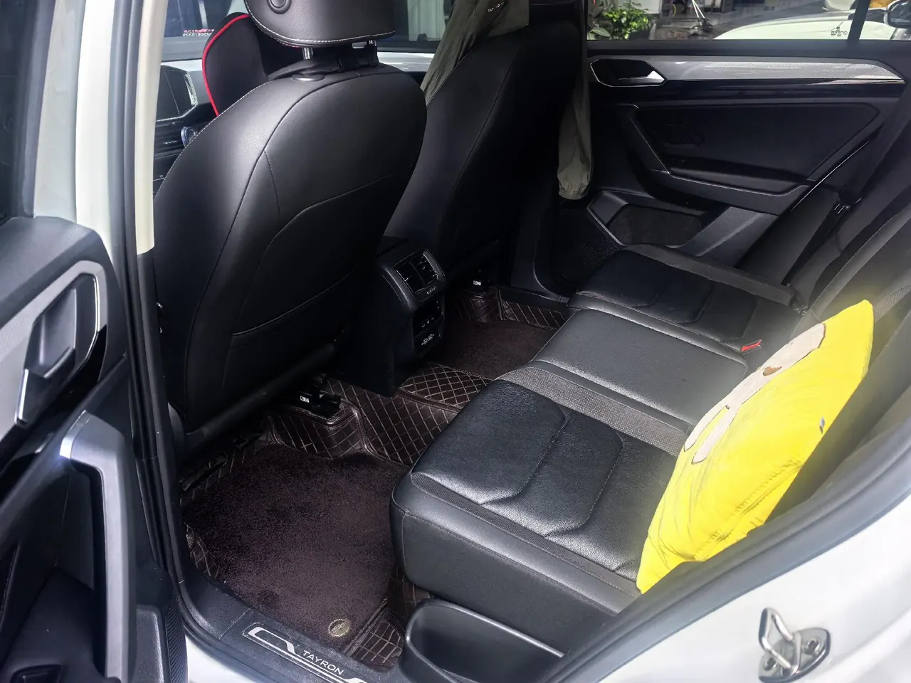 Volkswagen 2022 Tanyue 2.0TSI 330TSI Two-Drive Deluxe Smart Plus Automatic Gear 2