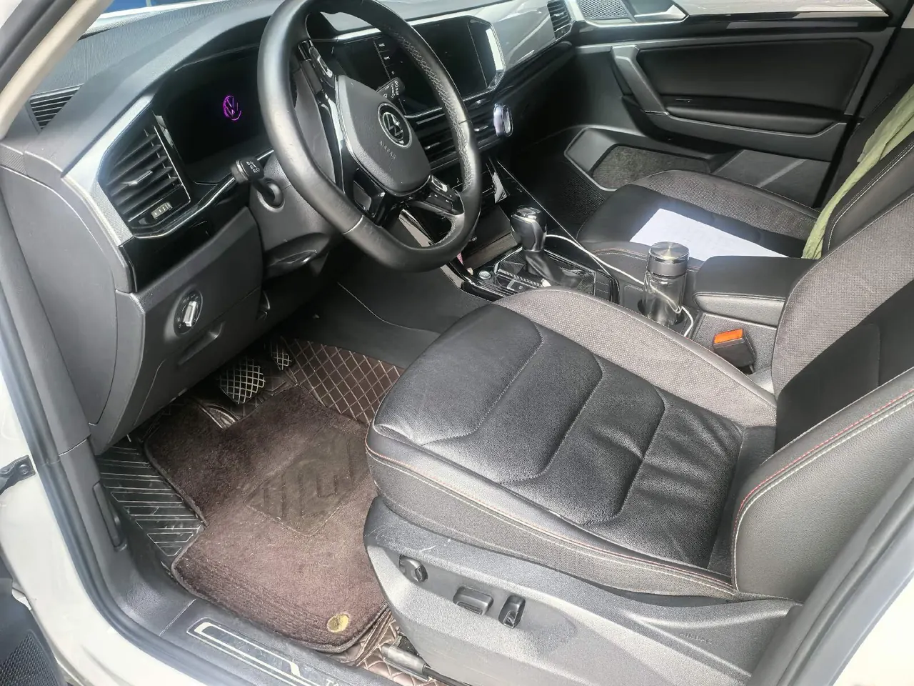 Volkswagen 2022 Tanyue 2.0TSI 330TSI Two-Drive Deluxe Smart Plus Automatic Gear 3