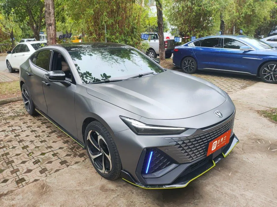 ChangAn 2022 UNI-V 2.0T Leading Speed Edition Automatic Gear 4