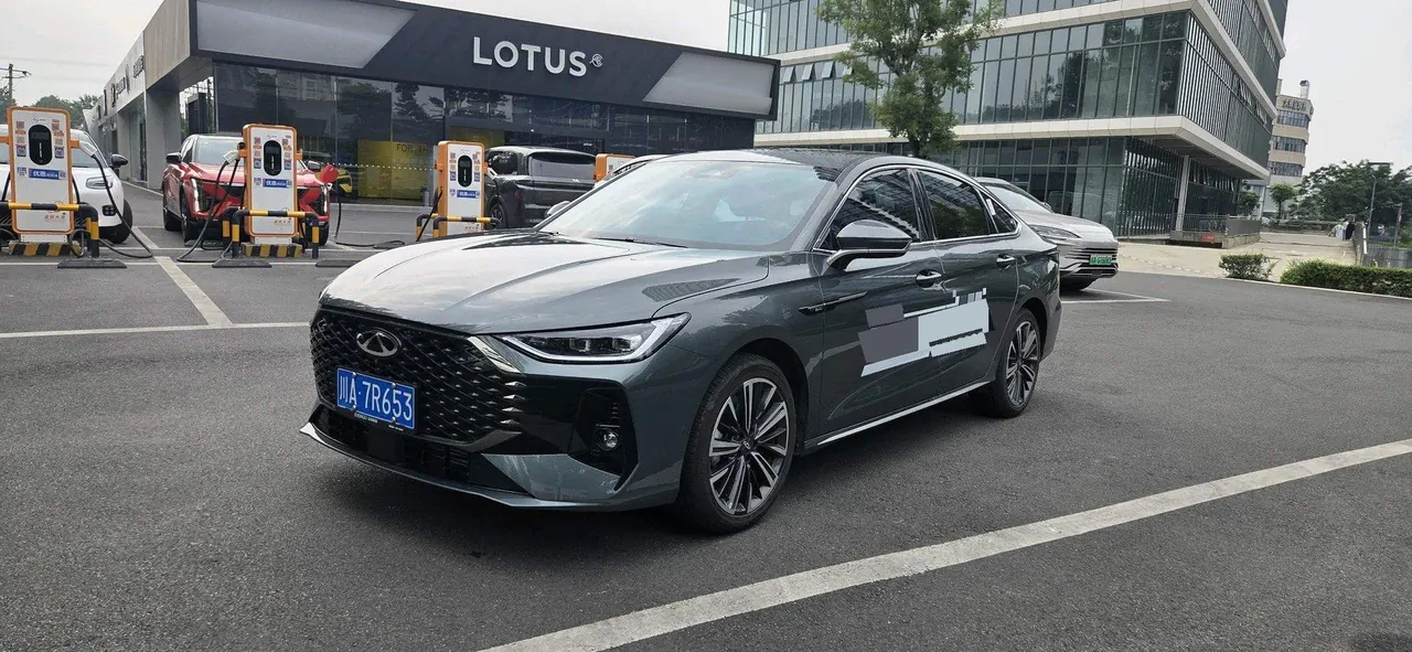 Open image lightbox: Chery 2025 Arrizo 8 Pro 1.6T Luxury Automatic Gear