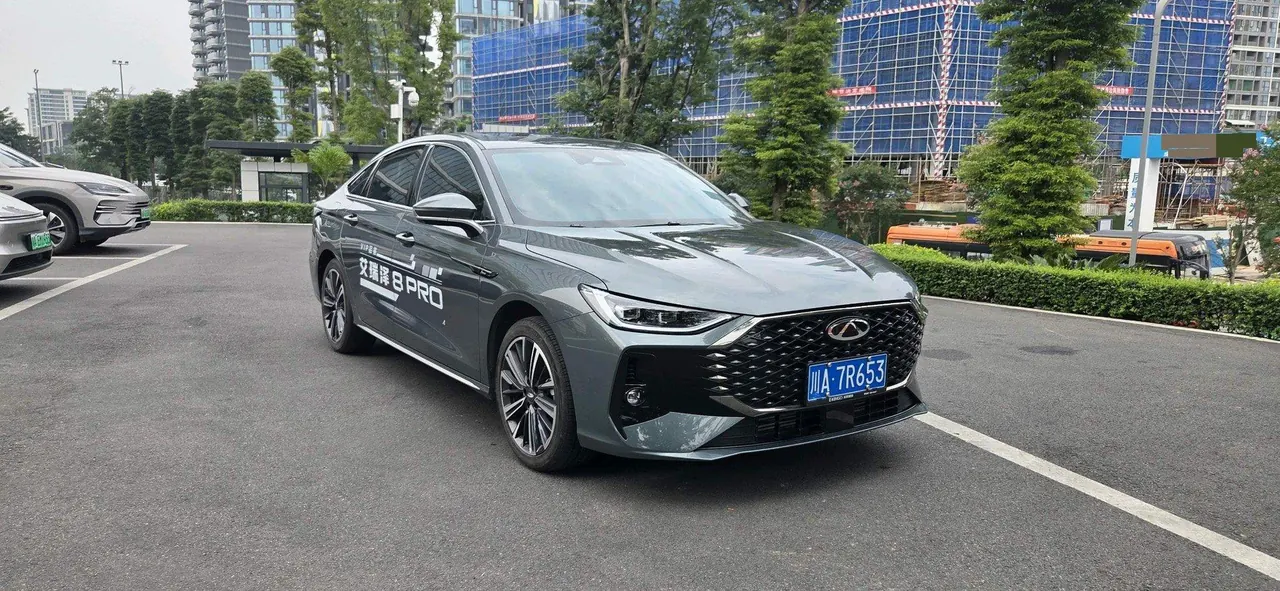 Chery 2025 Arrizo 8 Pro 1.6T Luxury Automatic Gear 3