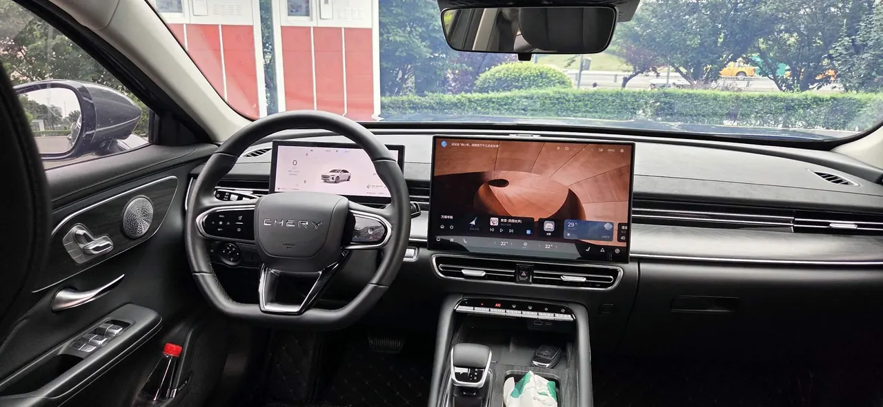 Chery 2025 Arrizo 8 Pro 1.6T Luxury Automatic Gear 5