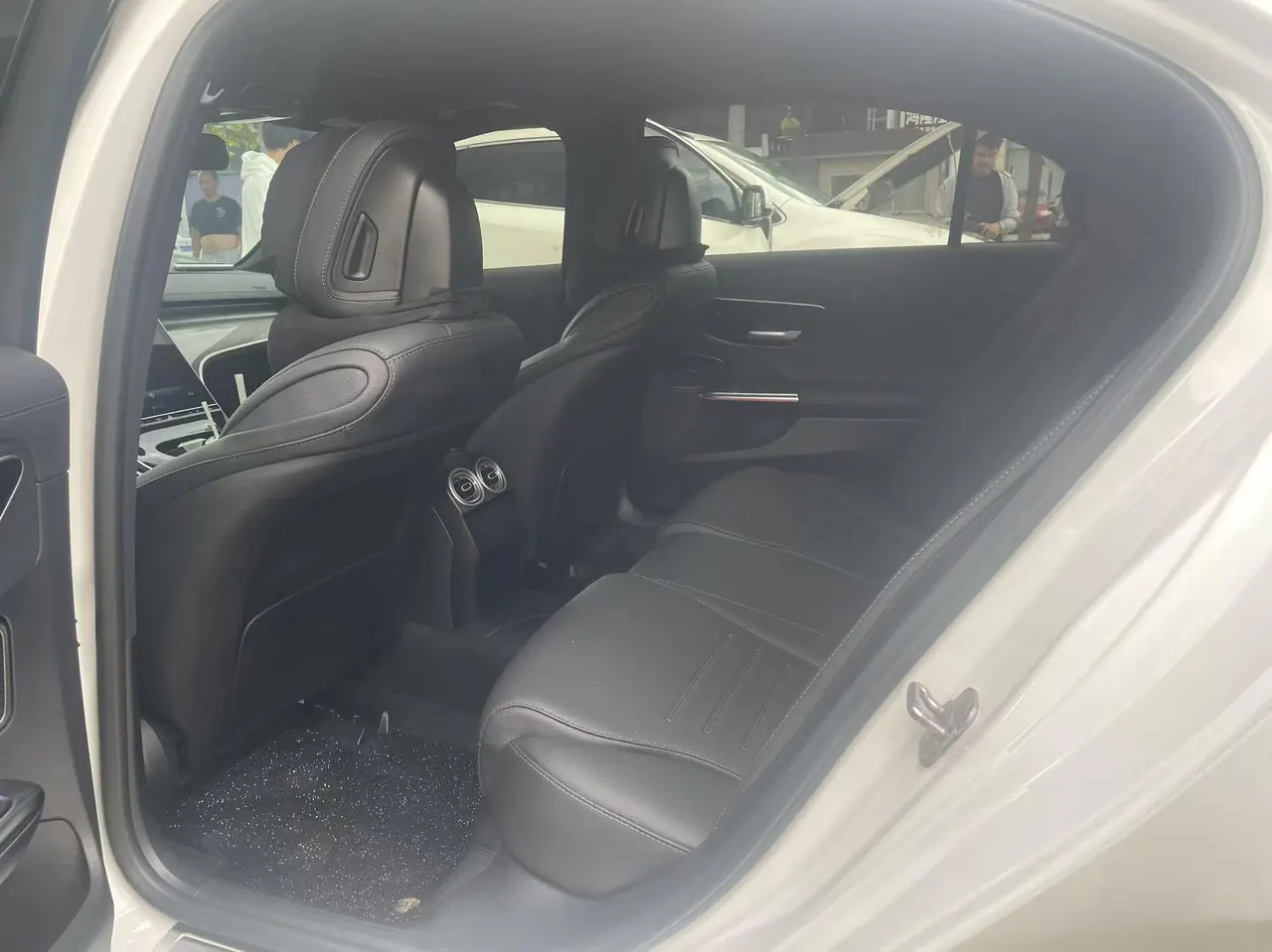 Mercedes Benz Class C 2025 C 260 L 48V 1.5T Sports Edition (Modified) Automatic Gear 5