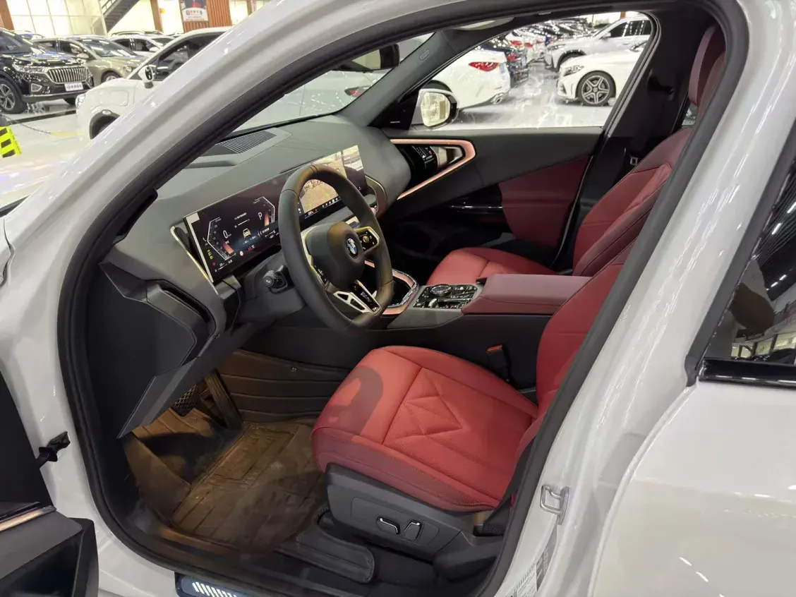 BMW 2025 X3 xDrive30L 2.0T Leading M Sports Suit Automatic Gear 2