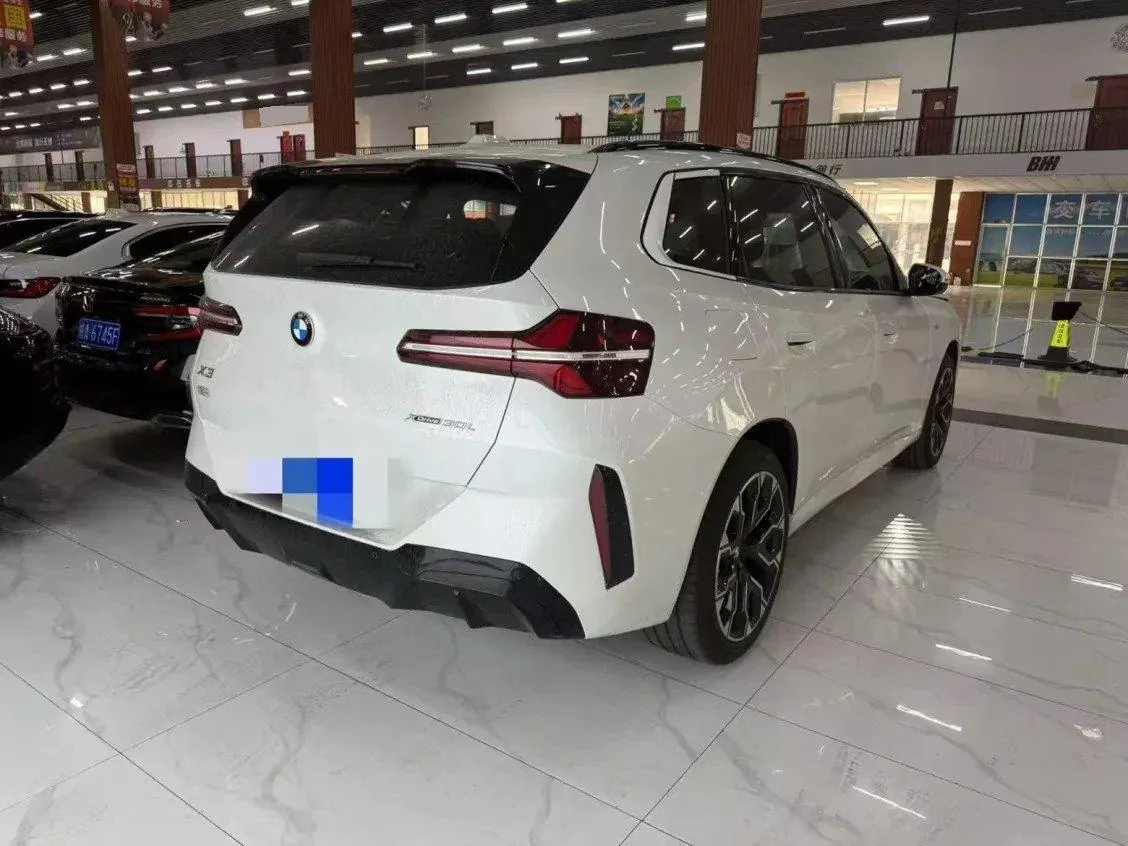 BMW 2025 X3 xDrive30L 2.0T Leading M Sports Suit Automatic Gear 4