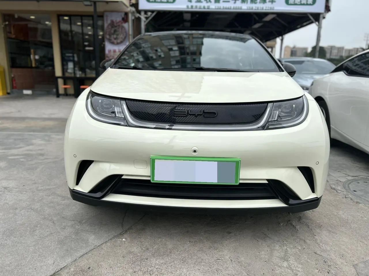 BYD 2023 Dolphin 420km Fashion Edition Automatic 2