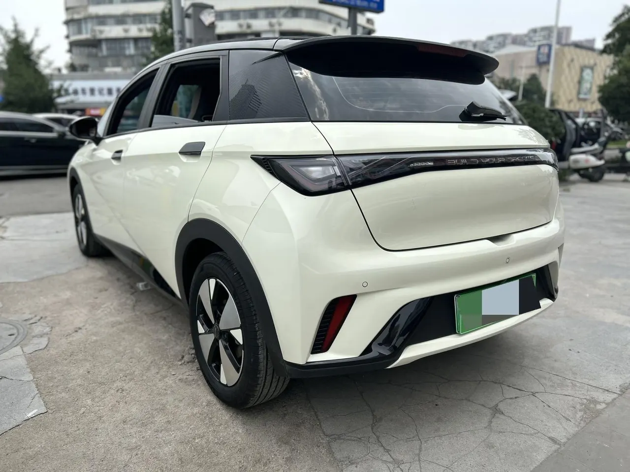 BYD 2023 Dolphin 420km Fashion Edition Automatic 7