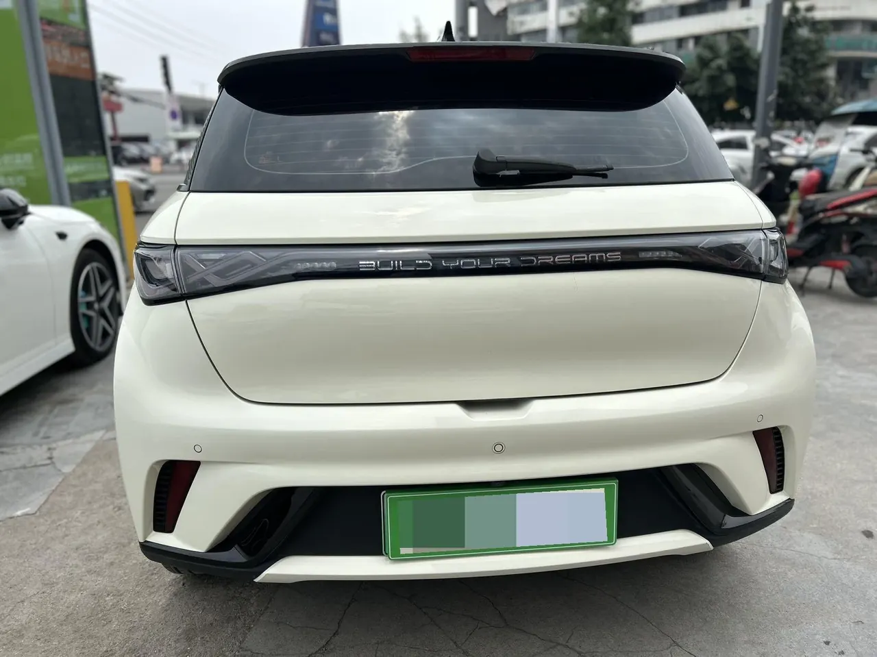 BYD 2023 Dolphin 420km Fashion Edition Automatic 8
