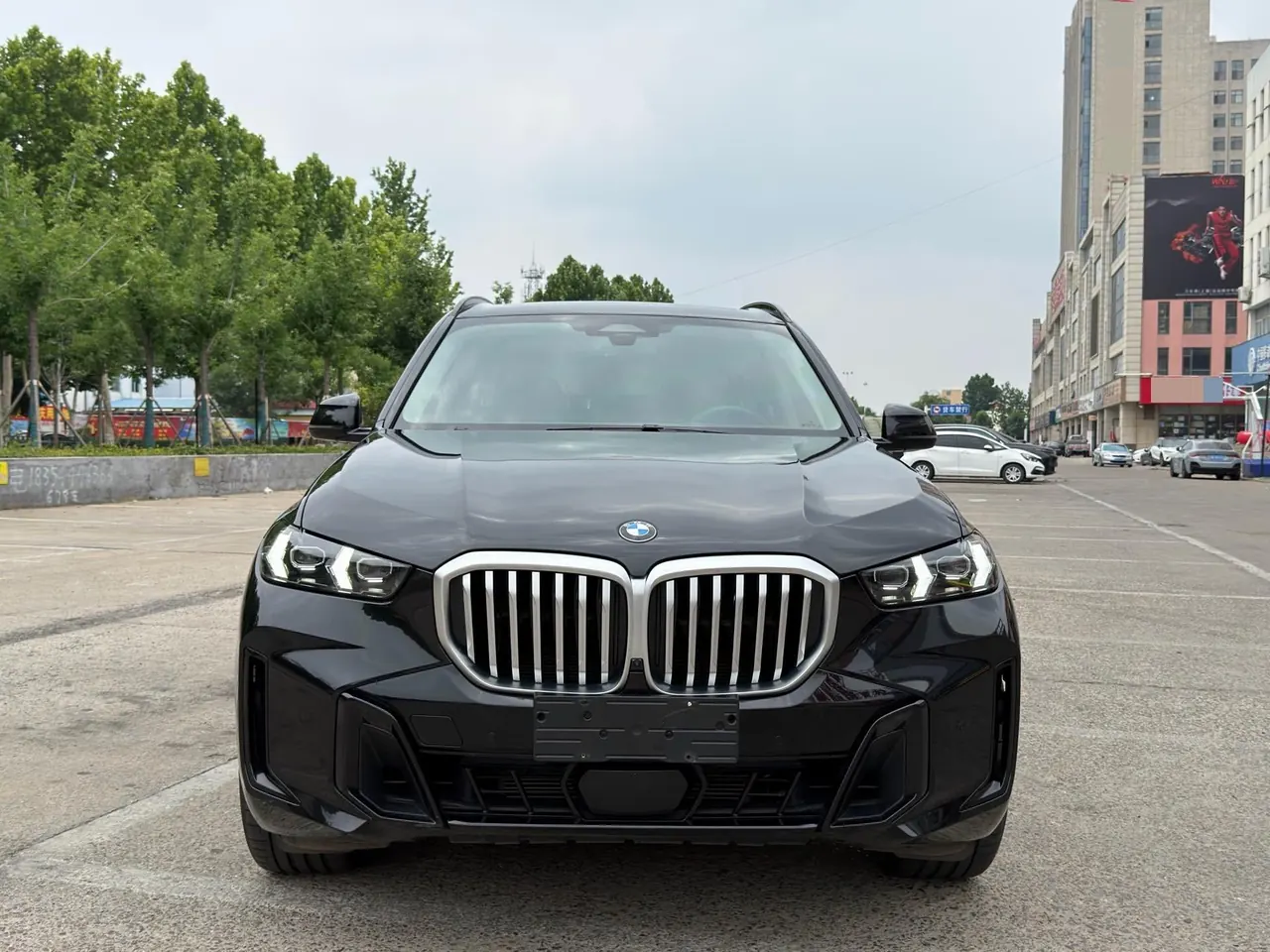 BMW 2023 X5 xDrive30Li 48V 2.0T exclusive m sports obsidian night suit automatic gear 2