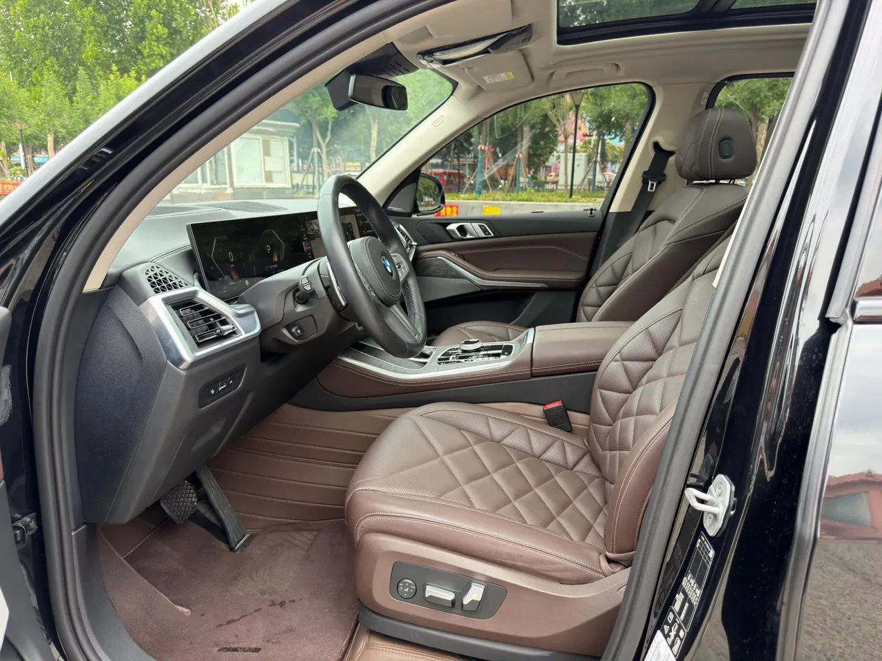 BMW 2023 X5 xDrive30Li 48V 2.0T exclusive m sports obsidian night suit automatic gear 4