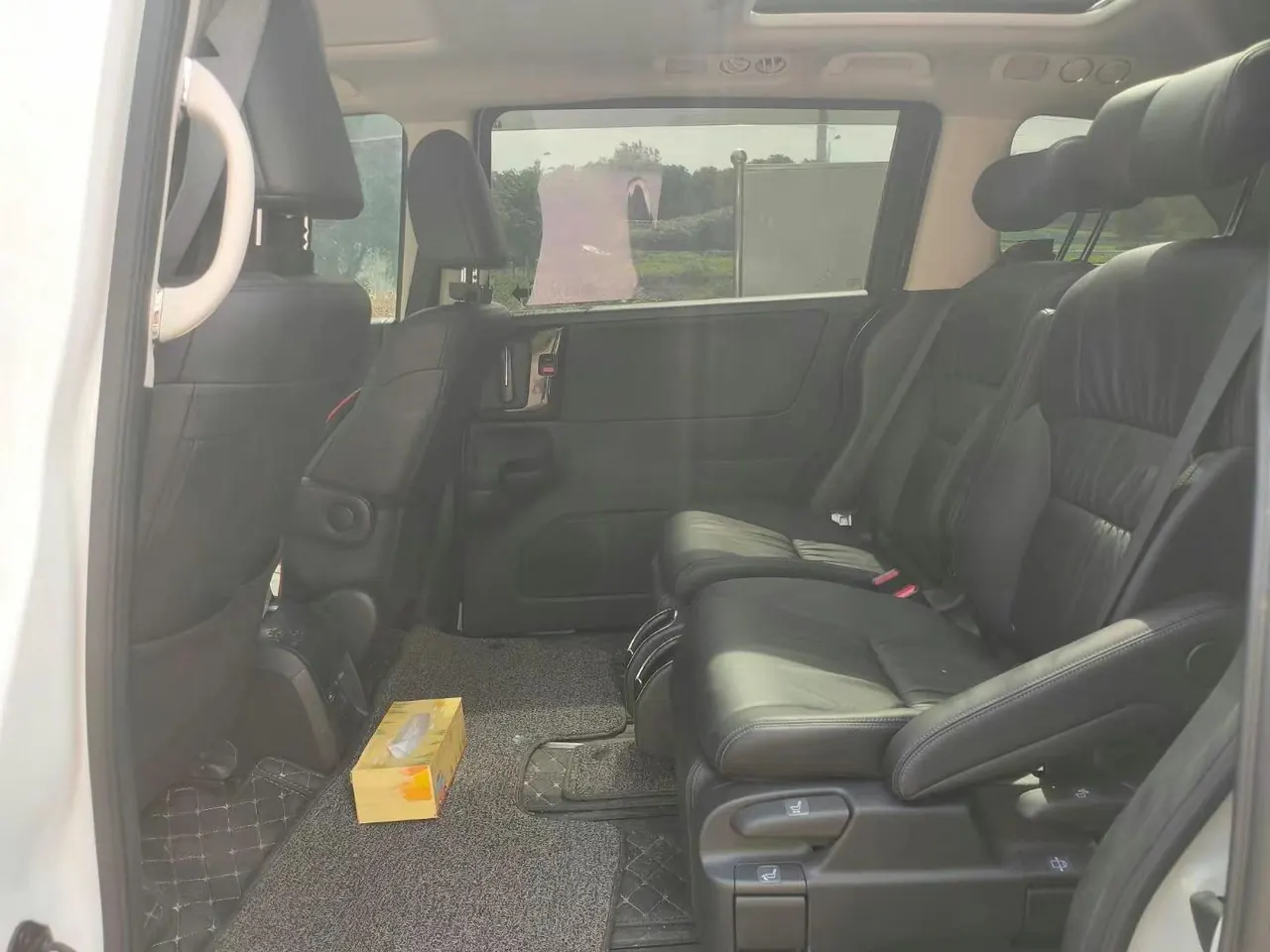 Honda 2022 Odyssey Hybrid 2.0 Stepless Sharp Extreme Edition Automatic Gear 2