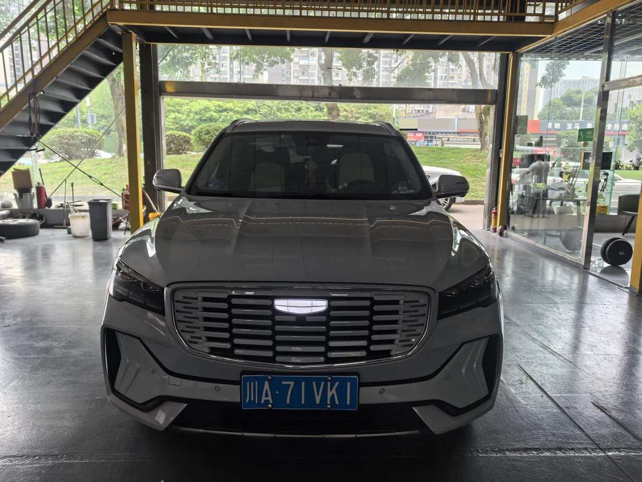 Geely 2022 XingyueL (Monjaro) Raytheon Hi · X 1.5T Hybrid Super Auto 3
