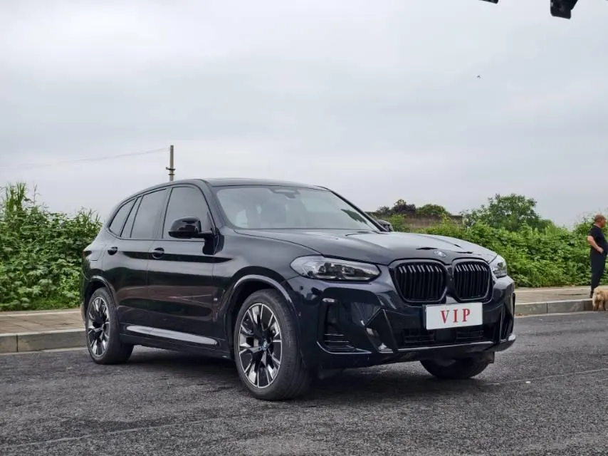 BMW 2022 iX3 Creat Collar Automatic 3