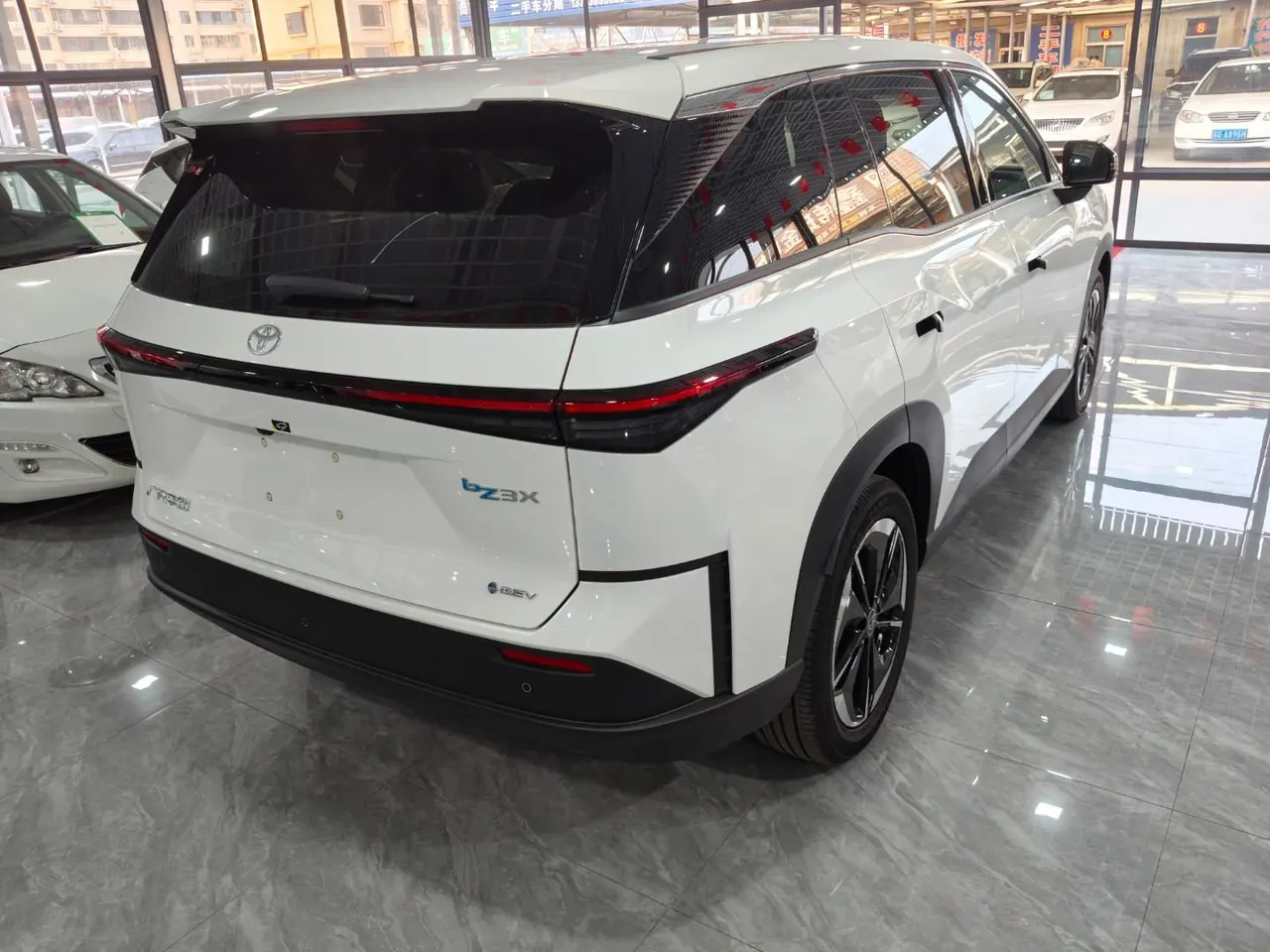 Toyota 2025 Platinum Intelligence 3X 520 Pro Automatic Gear 7