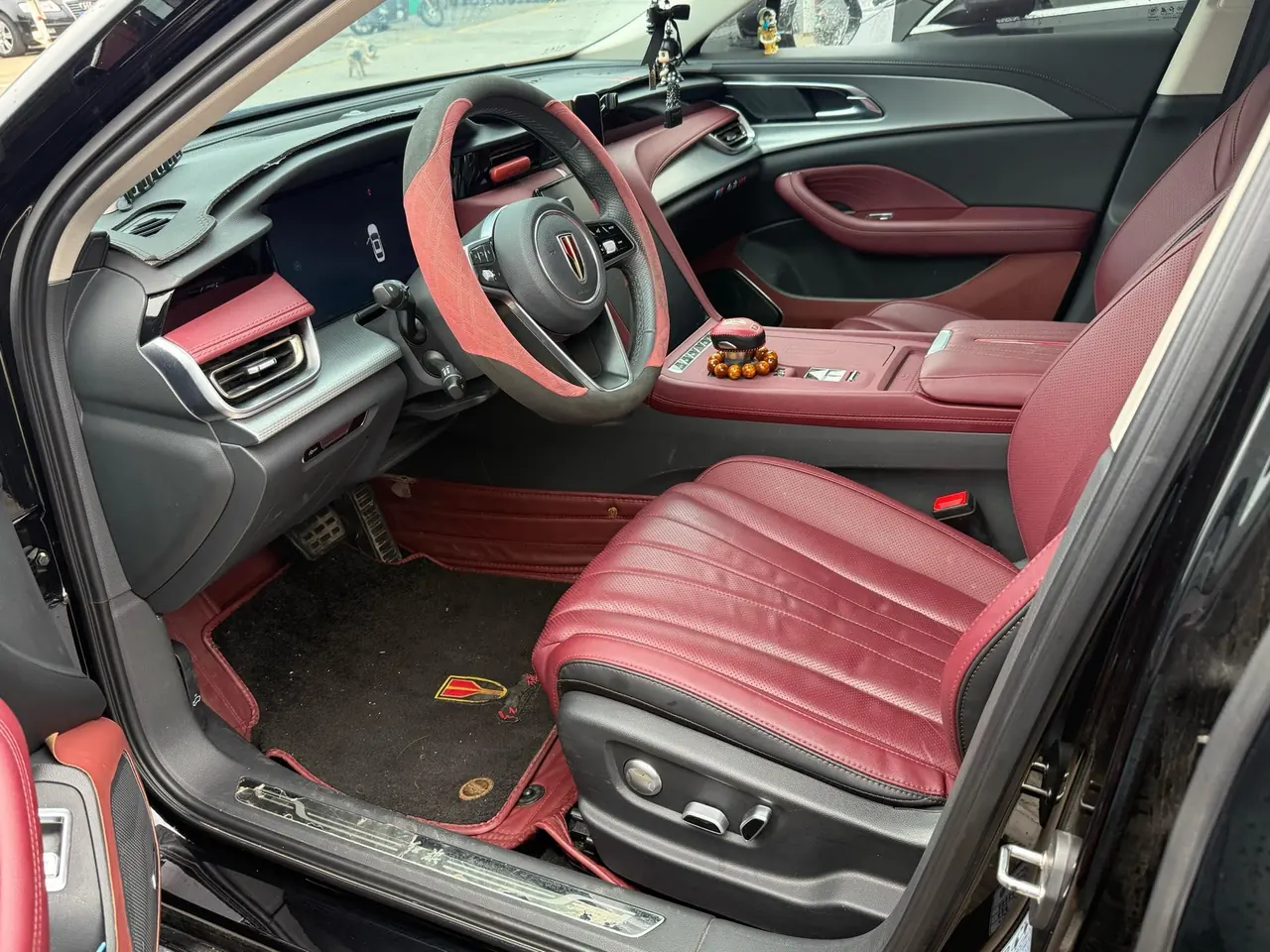 HongQi 2024 H5 2.0T Zhilian Qi Chang Edition Automatic Gear 5