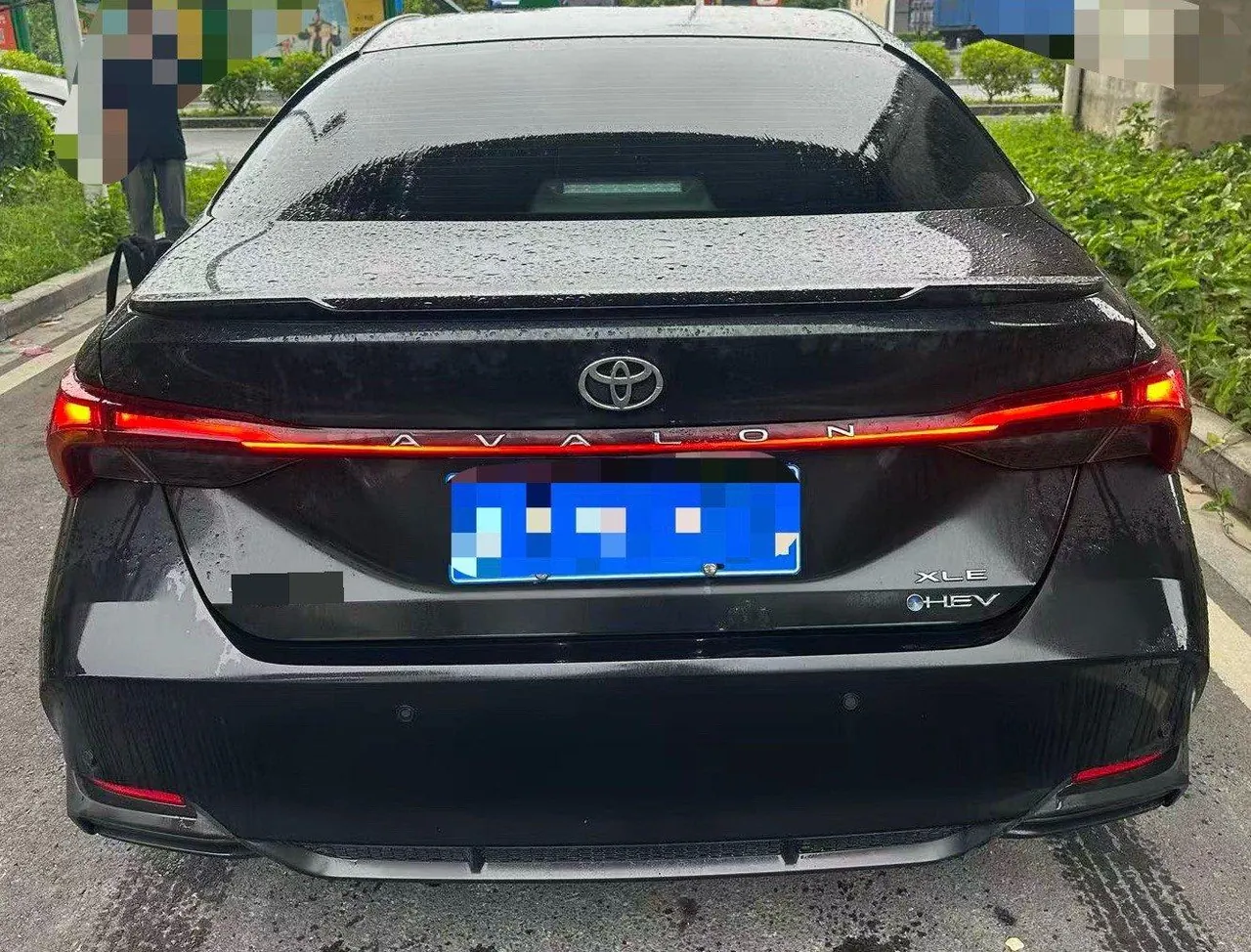 Toyota 2024 Asian Dragon Double Engine 2.5 Stepless XLE Premium Automatic Gear 5