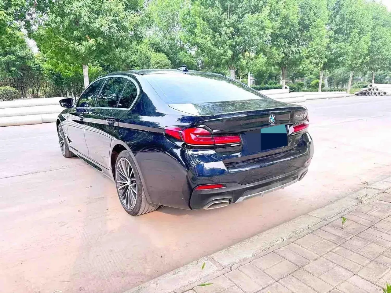 BMW 5 Series 2023 530Li 2.0T Leading Luxury Suit Automatic Gear 4