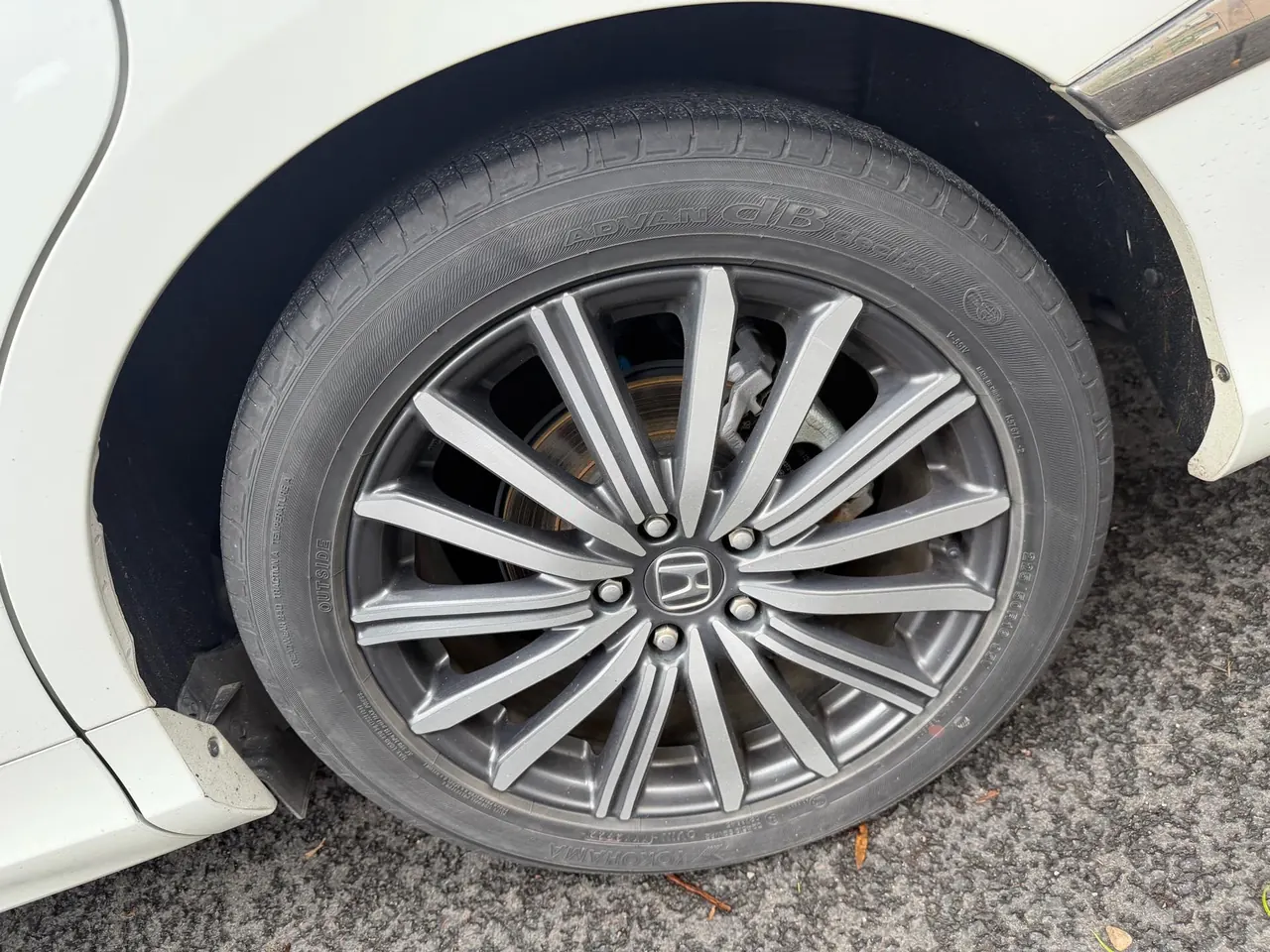 Honda 2022 Ailishen Hybrid 2.0 Stepless Extreme Edition Automatic Gear 7