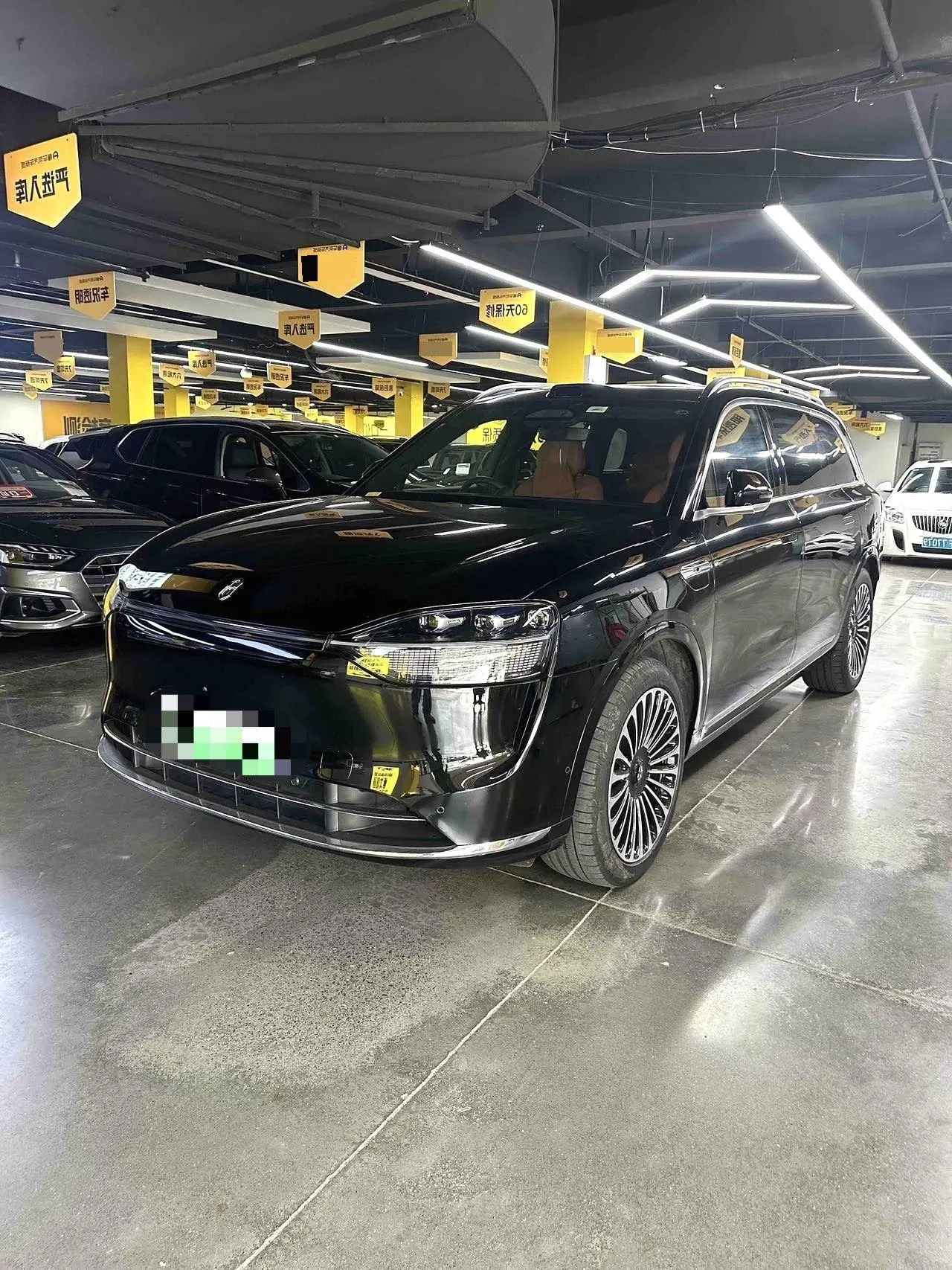 AITO 2024 AITO M9 extended range Max version 52kWh5 seat version automatic gear - View 1