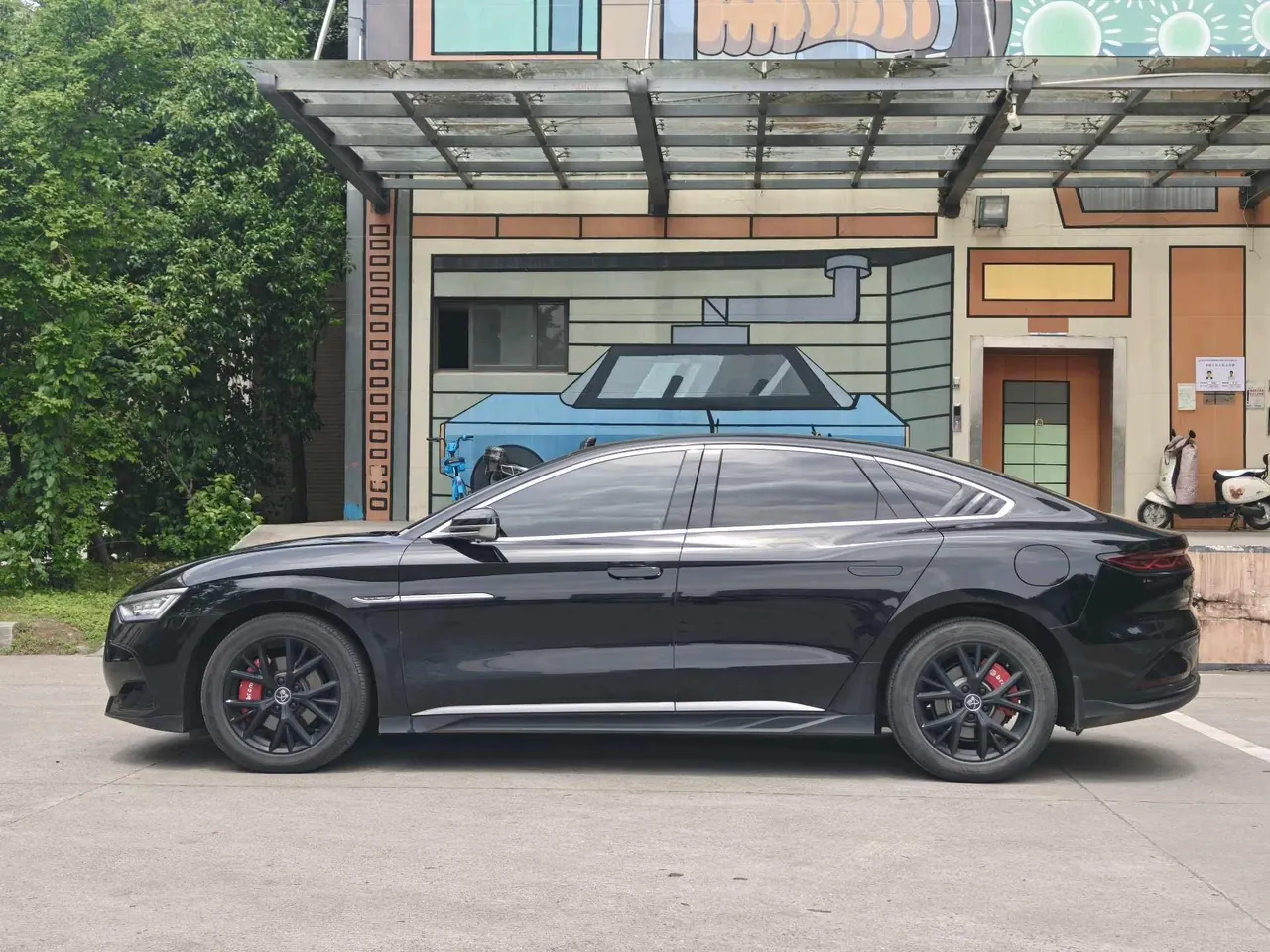 BYD 2023 Han DM-i 1.5T stepless champion version 121KM noble automatic gear 5
