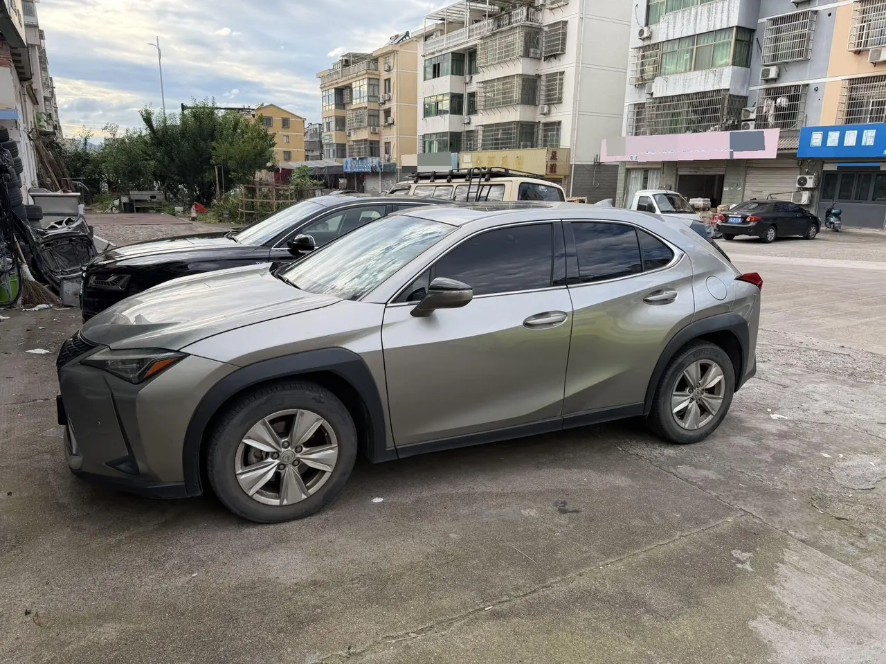 Lexus UX (Imported) 2020 UX200 2.0 Stepless Special Edition Automatic Gear 4