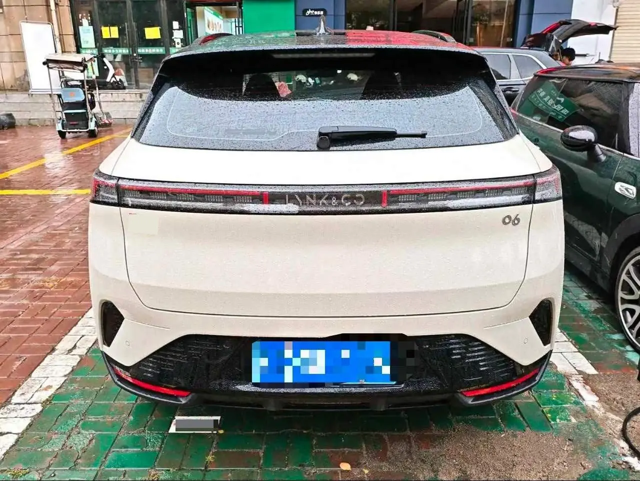 LYNK&amp;CO 2026 LYNK&amp;CO 06 1.5T Relive Ultra Auto 3