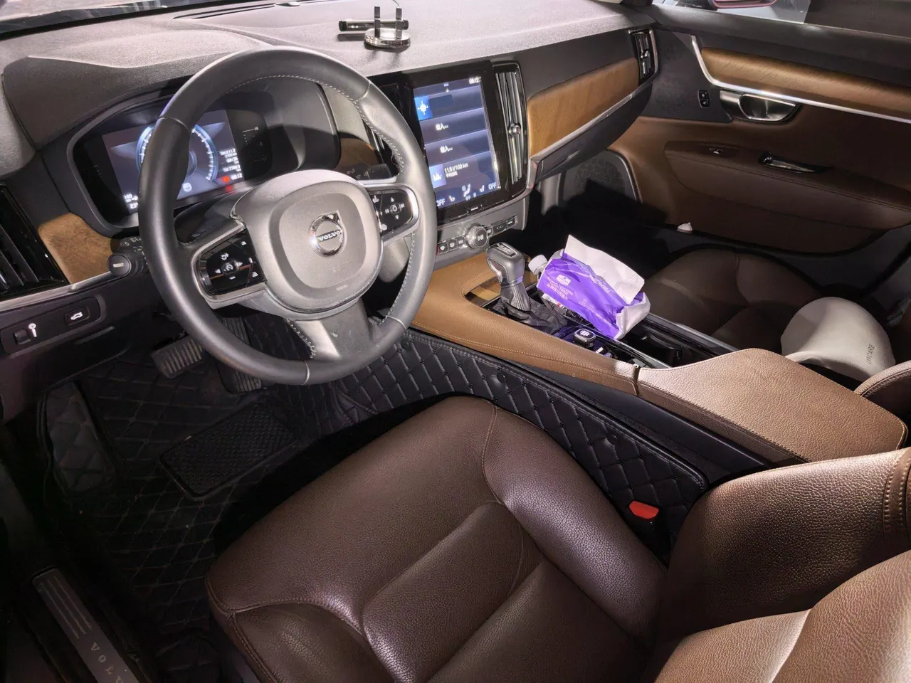Volvo 2020 S90 2.0T T5 Zhiyi Deluxe Edition Automatic Gear 4