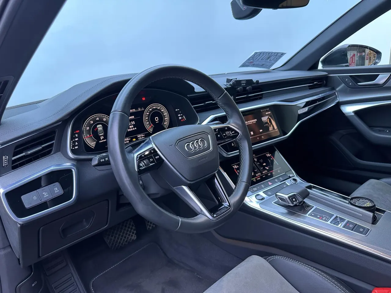Audi 2022 A6L 2.0TFSI 45TFSI Quattro Selected Dynamic Automatic 5