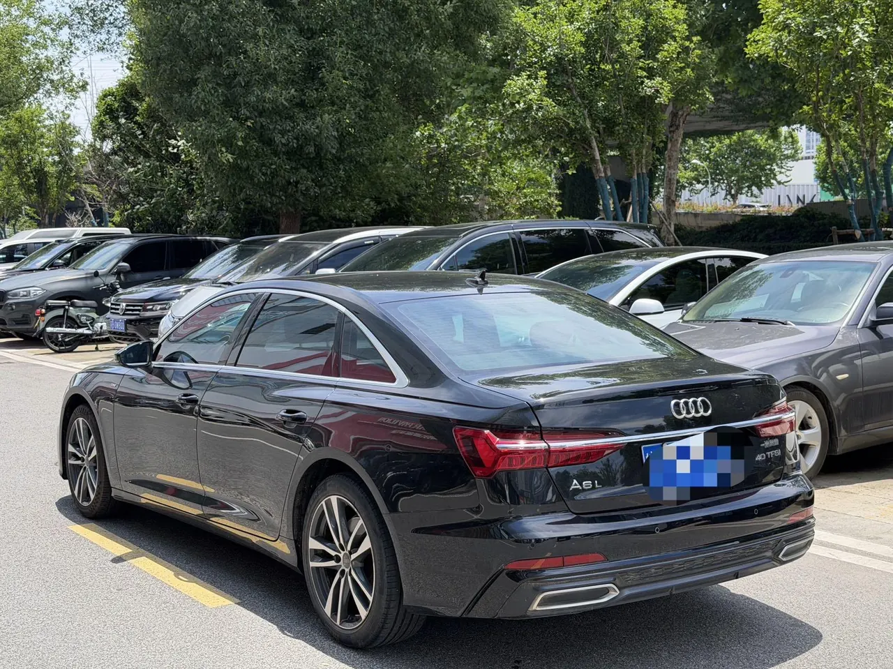 Audi 2022 A6L 2.0TFSI 40TFSI Deluxe Dynamic Automatic 7