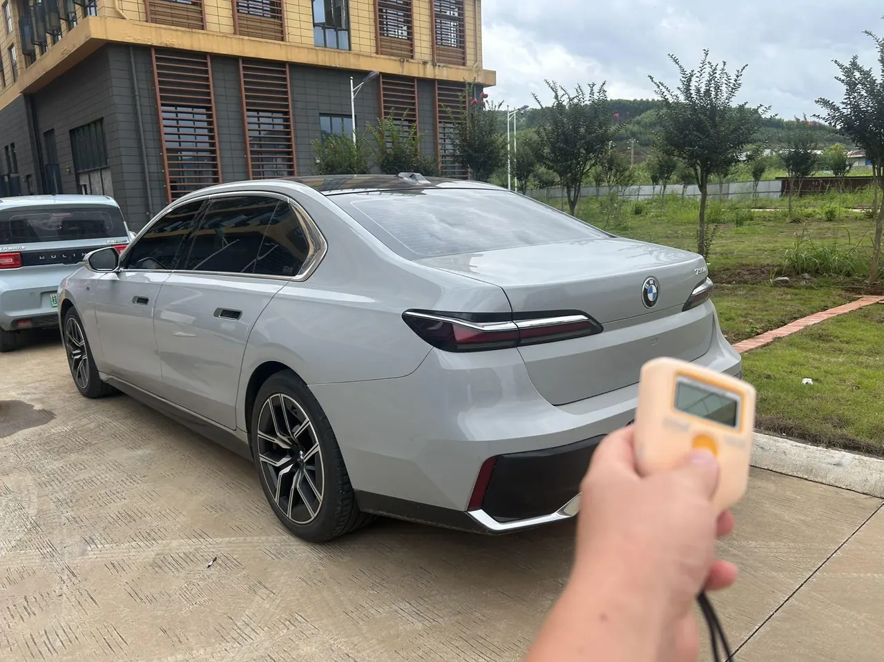 BMW 7 Series (Imported) 2023 735Li 48V 3.0T M Sports Suit Automatic Gear 3