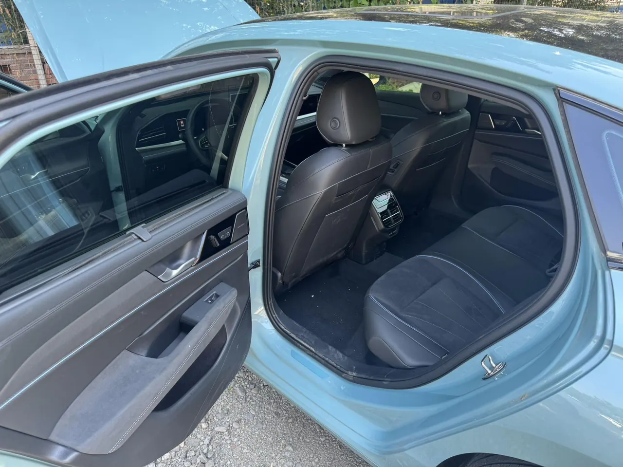 Volkswagen 2025 Passat Pro 2.0TSI 380TSI Star Dragon Edition Automatic 4