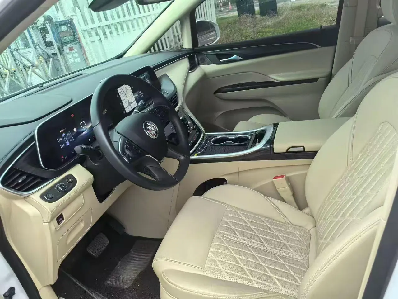 Buick 2023 GL8 ES Lu Zun 48V 2.0T 653T Luxury Automatic Gear 3