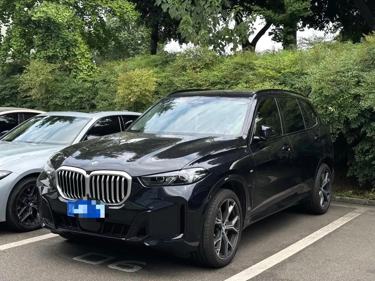 BMW 2026 X5 xDrive30Li 48V 2.0T exclusive m sports obsidian night suit (modified) automatic gear - View 1