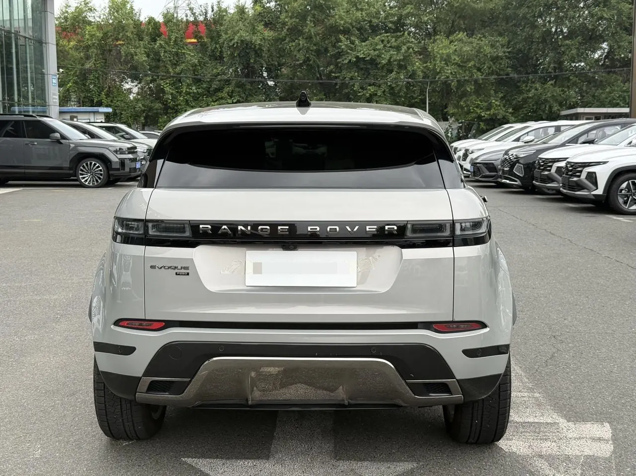 Land Rover 2022 Range Rover Aurora L 48V 2.0T 249PS R-Dynamic HSE Luxury Edition Automatic Gear 5