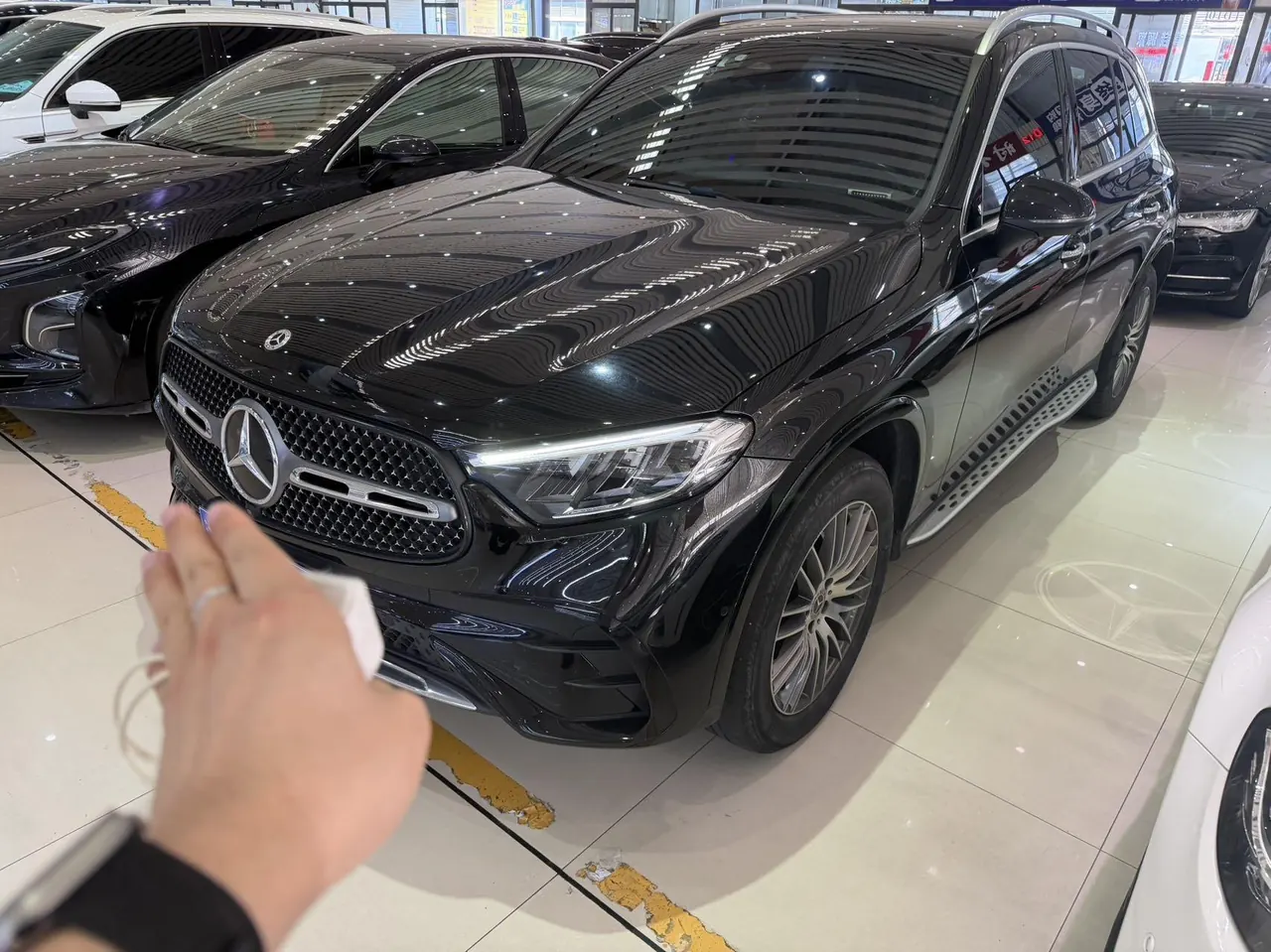 Mercedes Benz 2023 GLC 300 L 4MATIC 48V 2.0T dynamic 5-seat automatic gear - View 1