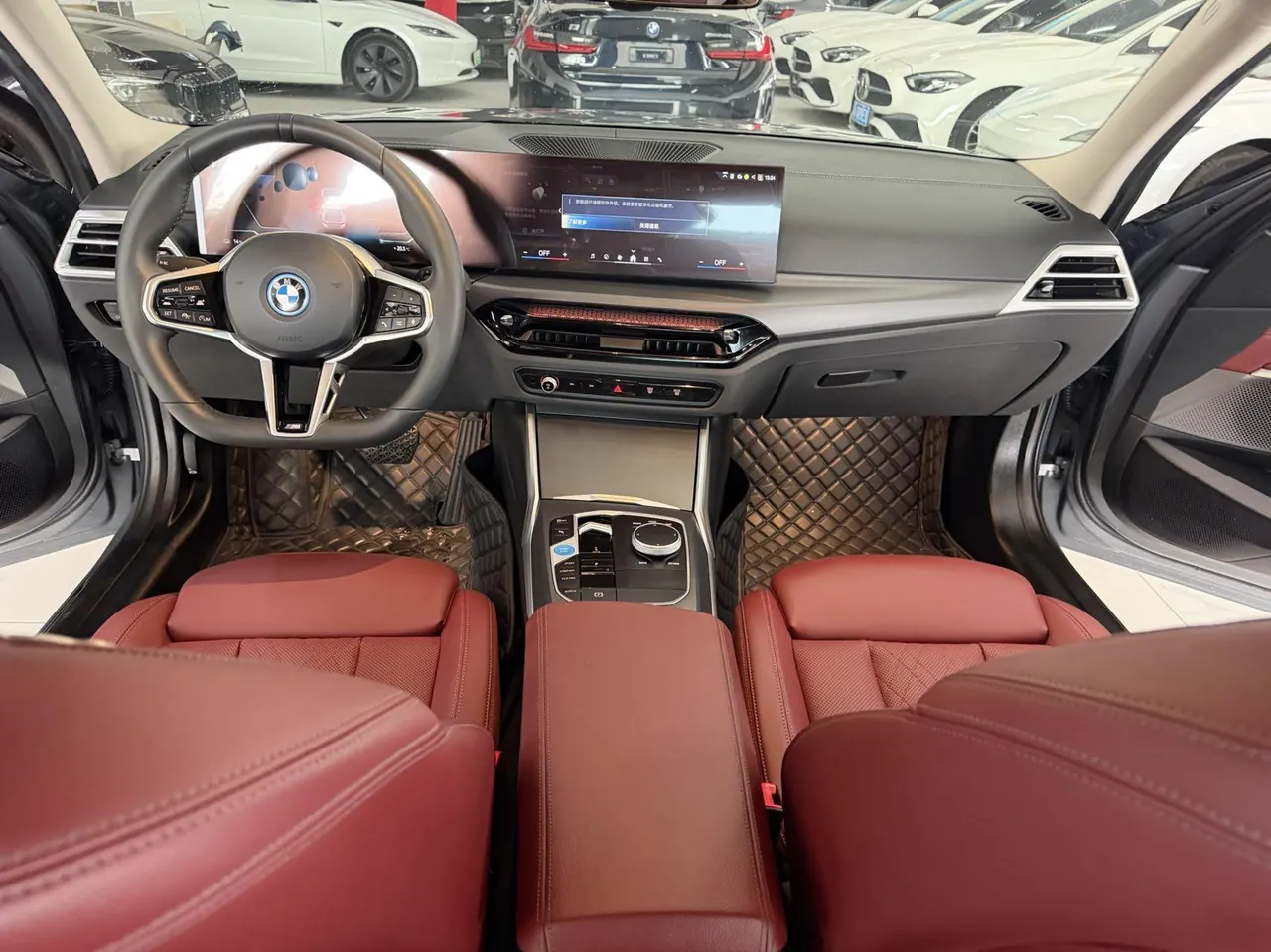 BMW 2025 i3 eDrive 35 L automatic gear 5