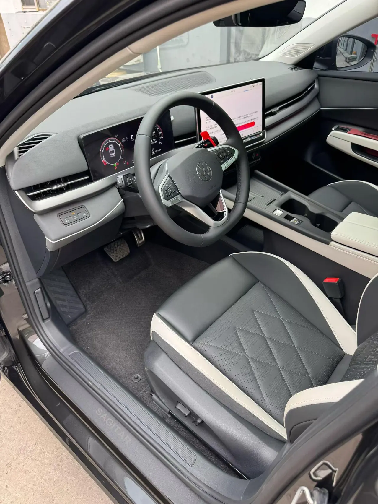 Volkswagen 2026 Sagittarius L 1.5TSI 300TSI Elite Automatic 5