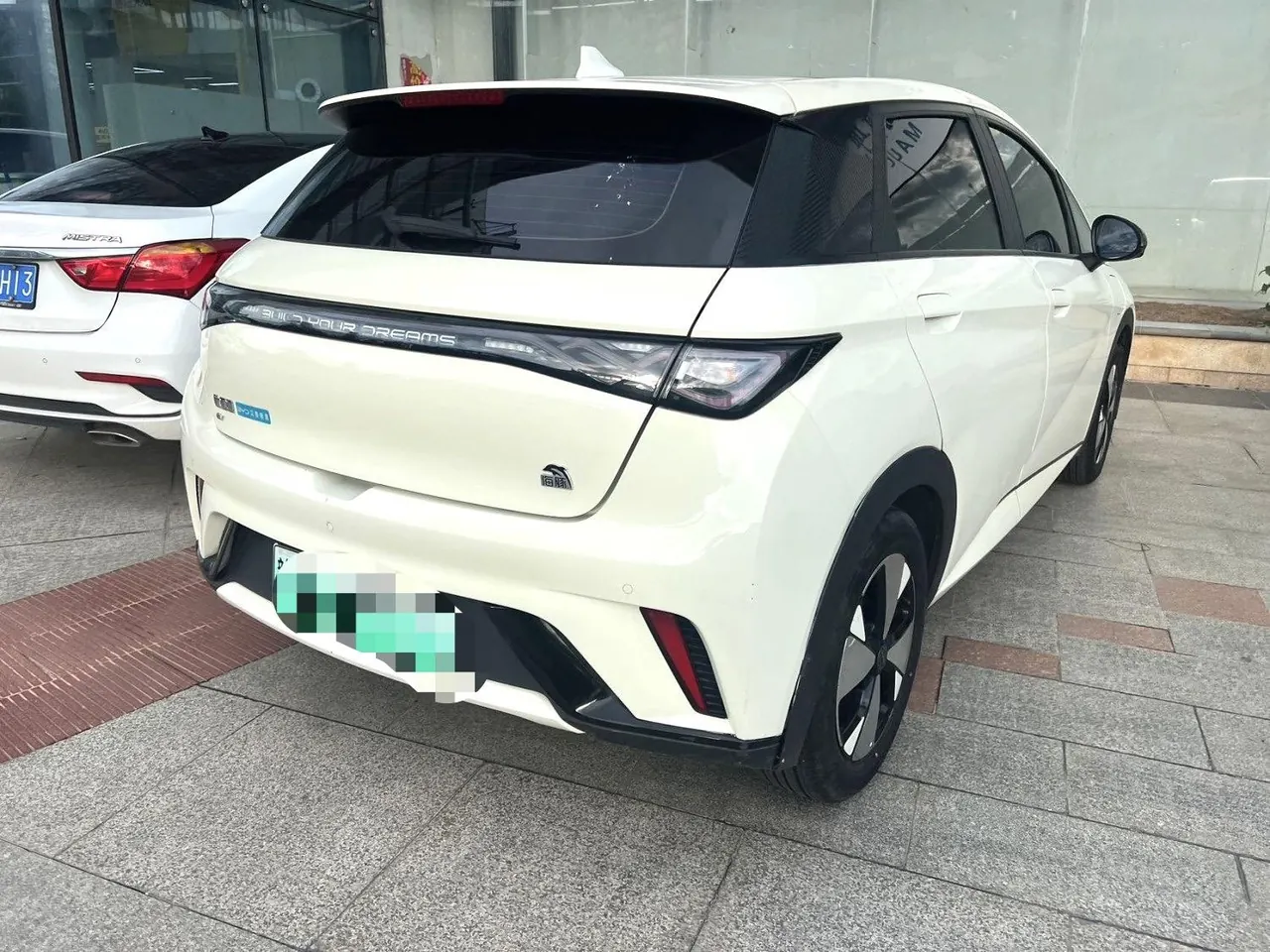 BYD 2023 Dolphin 420km Fashion Edition Automatic 9