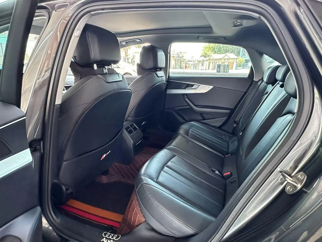 Audi 2020 A4L 2.0TFSI 40TFSI Deluxe Dynamic Automatic 6