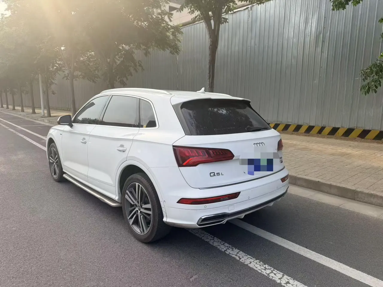 Audi 2020 Q5L 2.0TFSI 45TFSI exclusive fashion automatic 3