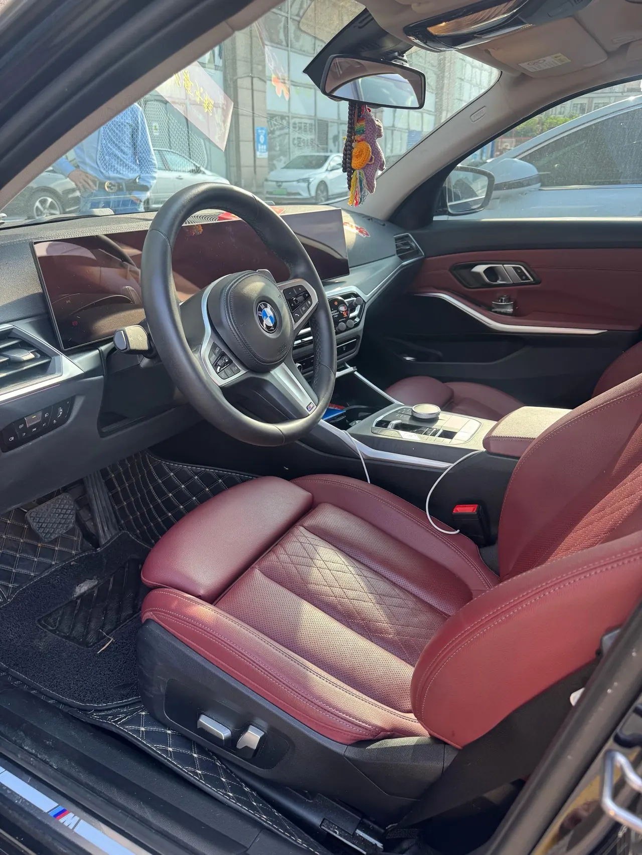 BMW 3 Series 2023 325i 2.0T M Sports Suit Automatic Gear 6
