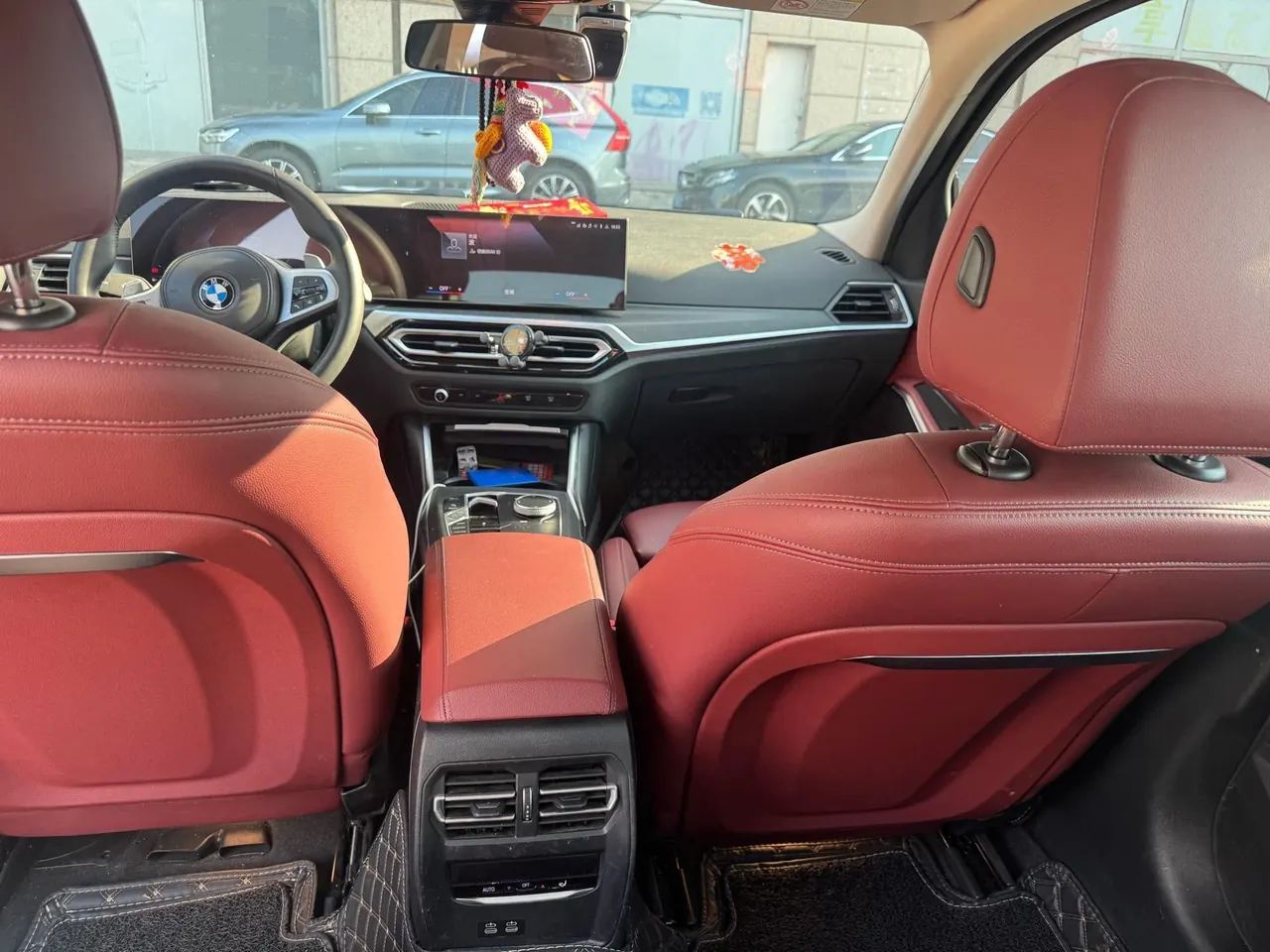 BMW 3 Series 2023 325i 2.0T M Sports Suit Automatic Gear 8