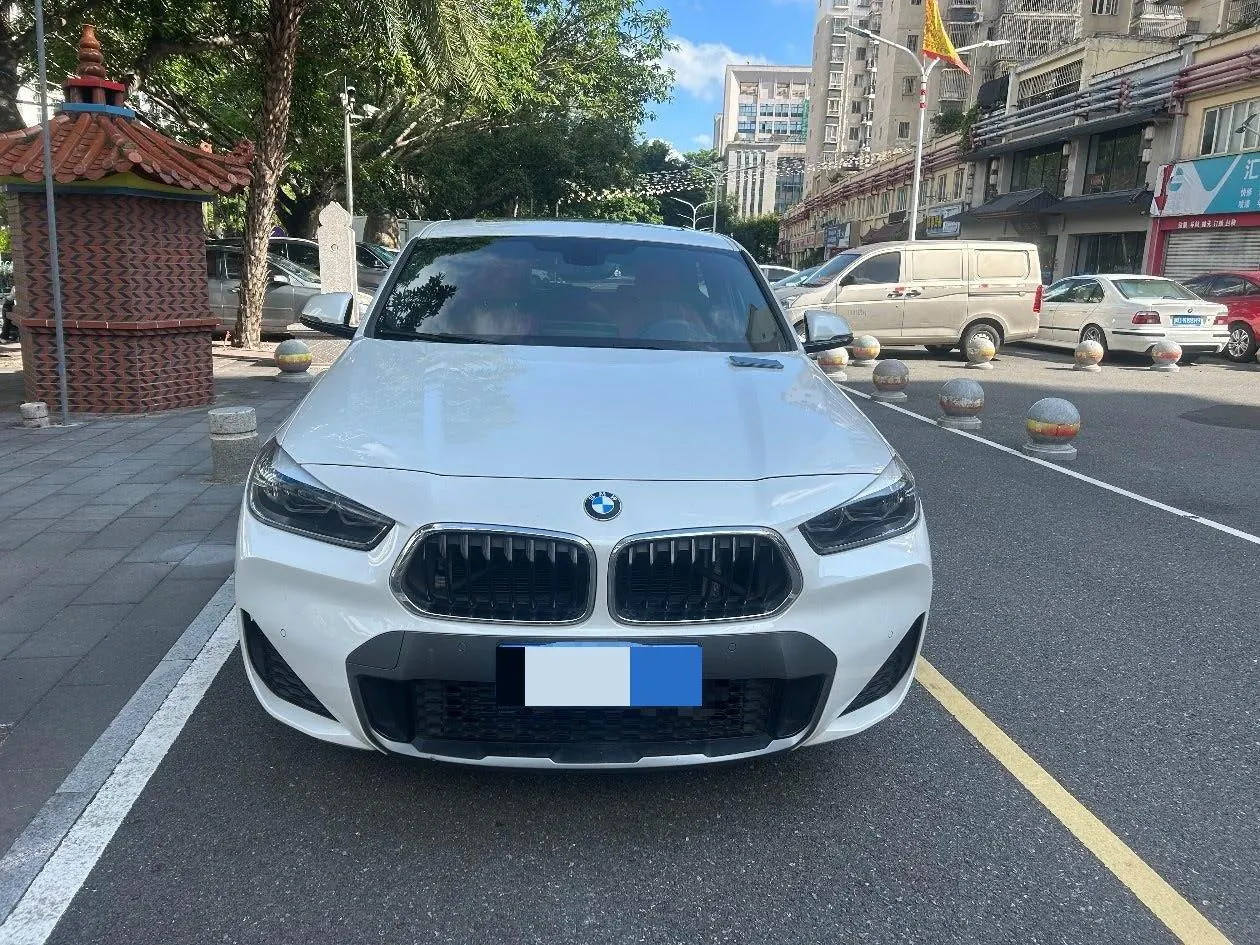 BMW 2021 X2 sDrive25i 2.0T M sports suit automatic gear 2