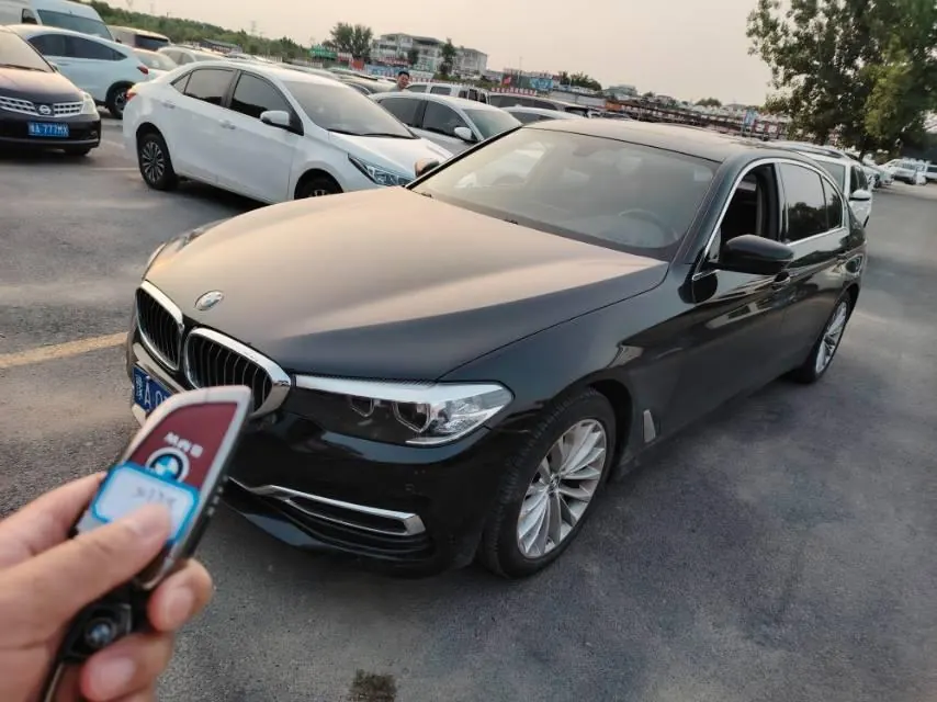 Open image lightbox: BMW 5 Series 2022 530Li 2.0T Leading M Sports Suit (Modified) Automatic Gear