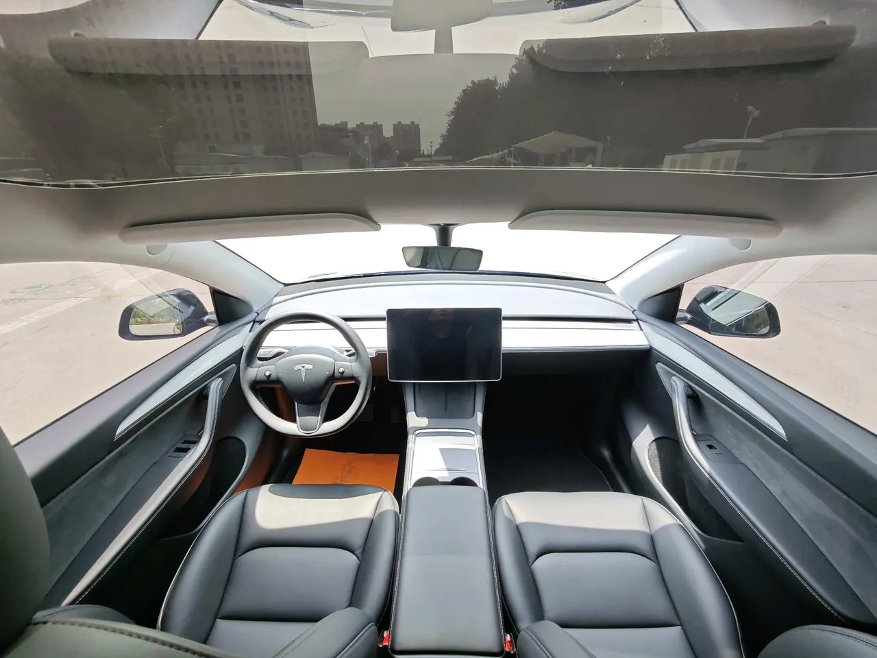 Tesla 2023 Model Y rear-wheel drive version automatic transmission 5