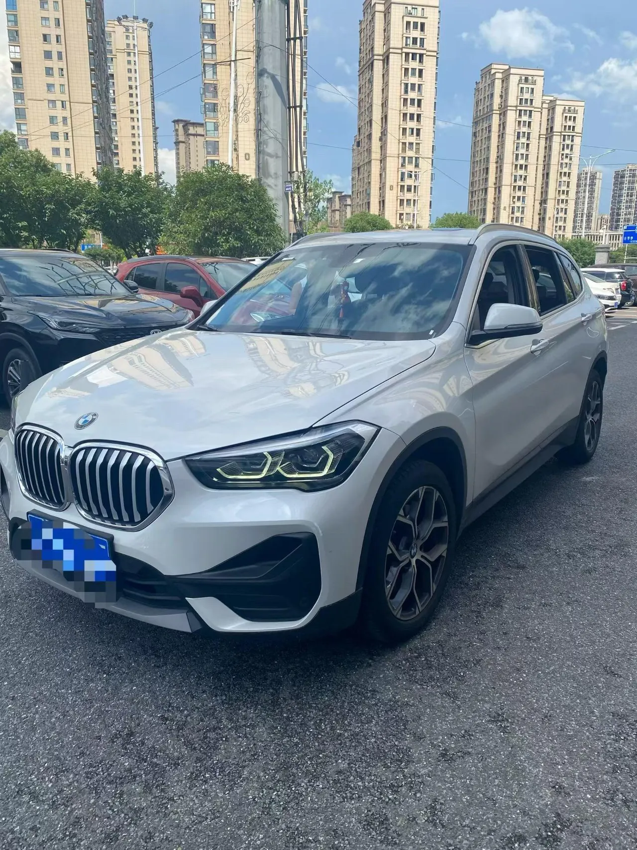 Open image lightbox: BMW 2022 X1 sDrive25Li 2.0T Leading Automatic Gear