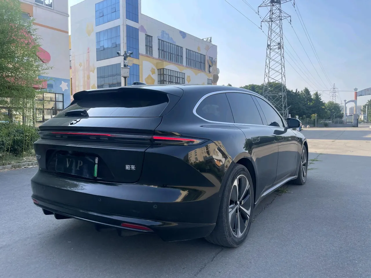 NIO 2025 ET5T 75kWh Touring automatic 8