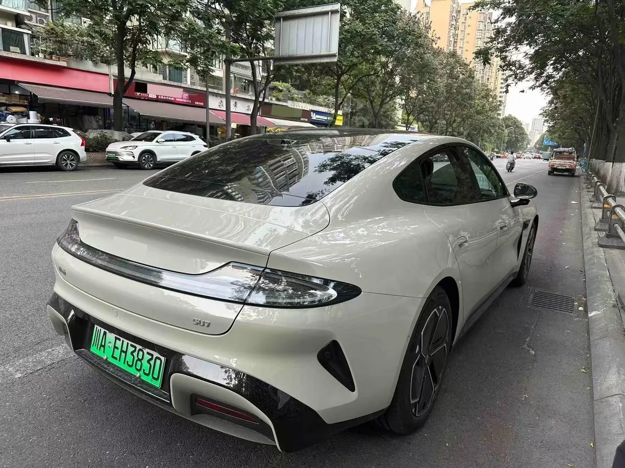 MI 2026 SU7 Standard Edition Automatic Gear 2