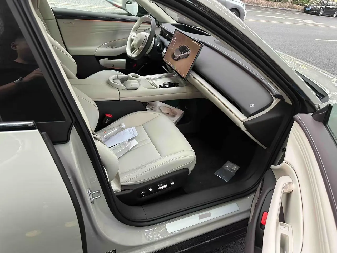 MI 2026 SU7 Standard Edition Automatic Gear 5